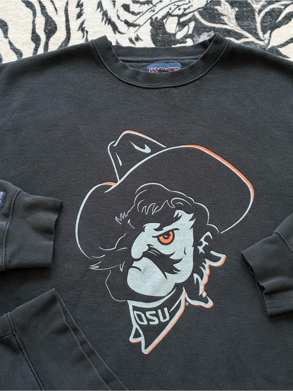 000 - VINTAGE 00s OKLAHOMA STATE UNIVERSITY COWBOYS Y2K SWEATSHIRT